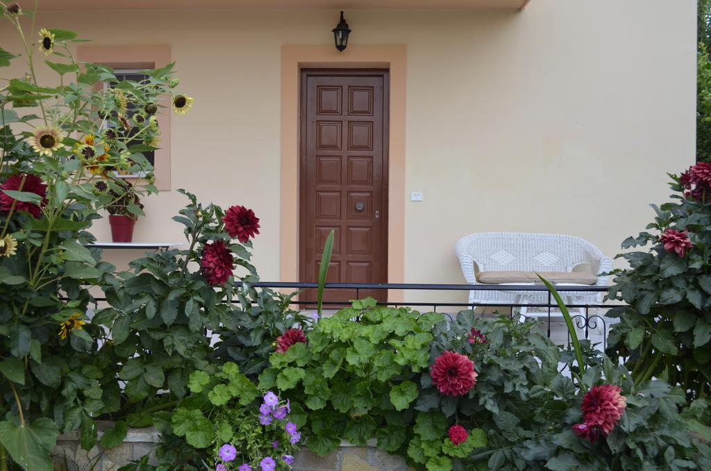 Lefki Studios Lakíthra Exteriér fotografie